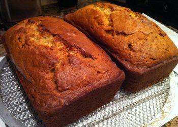 "Mmmm... Banana Bread" by The Rocketeer is licensed under CC BY-NC-ND 2.0